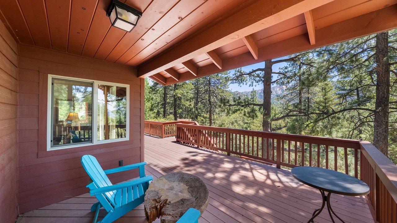 Photo of Patio Balcony in Idyllwild