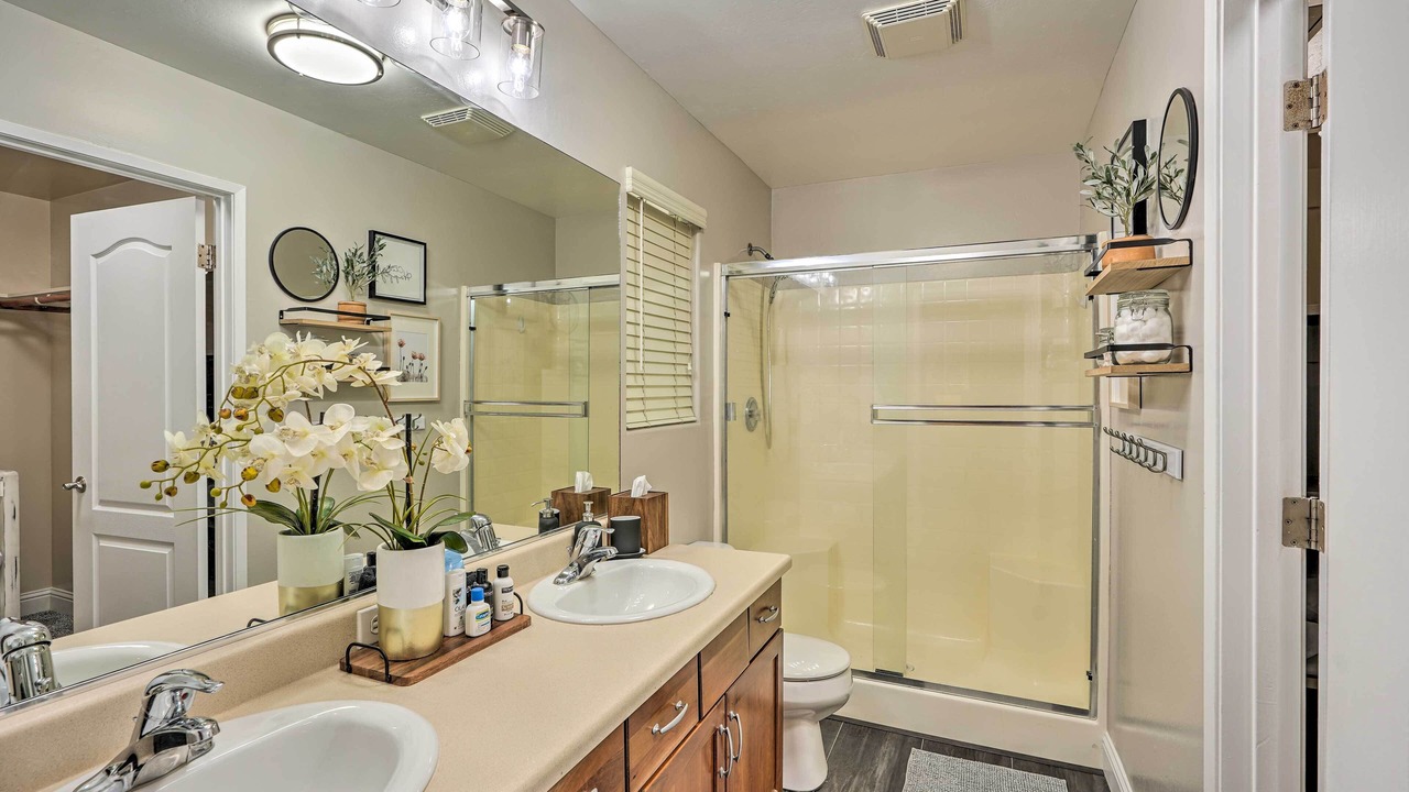 Photo of Bathroom in Greenacres