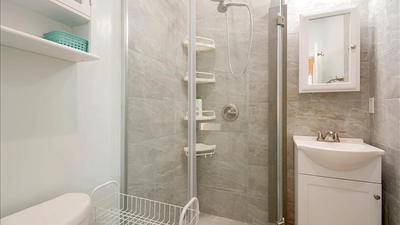 Photo of Bathroom in Chatsworth