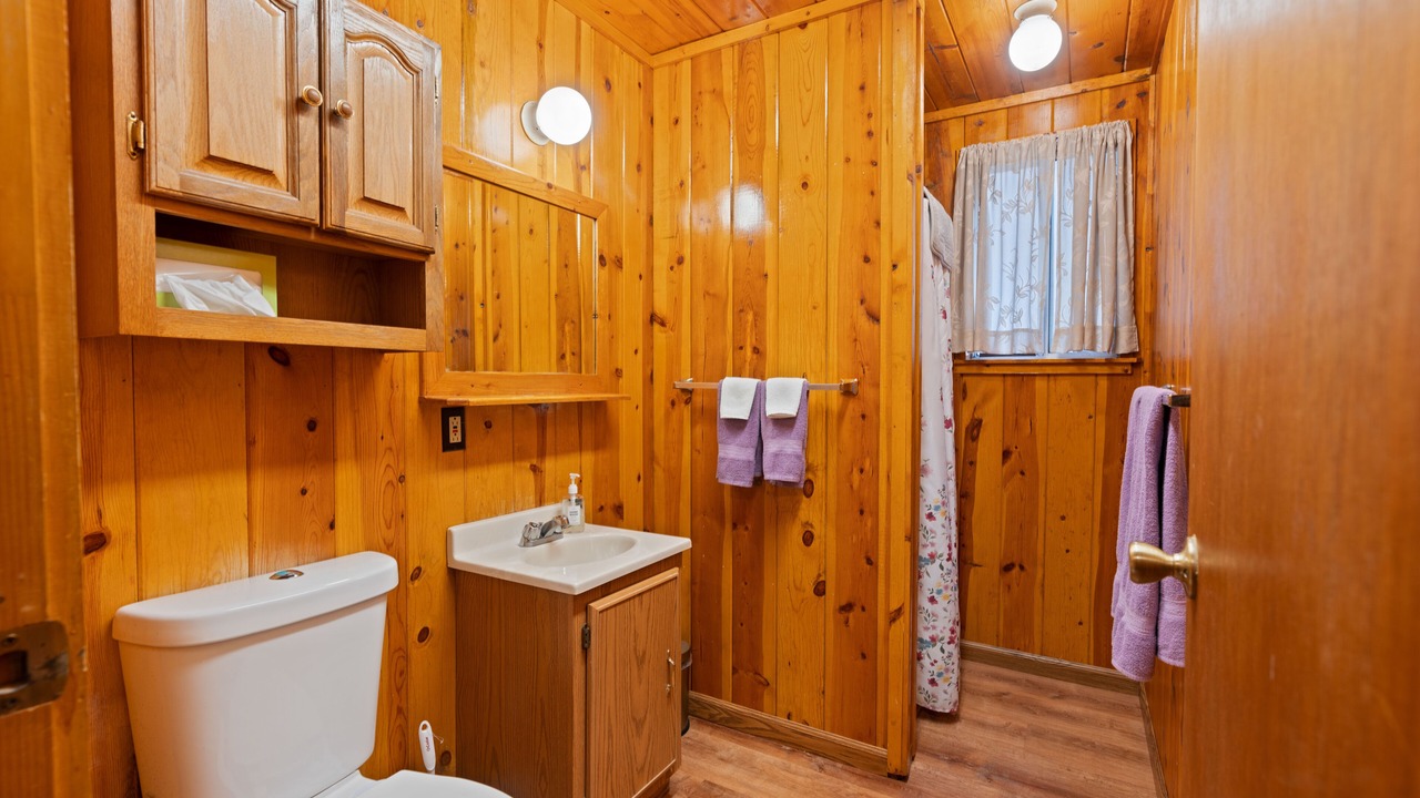 Photo of Bathroom in Boulder Creek