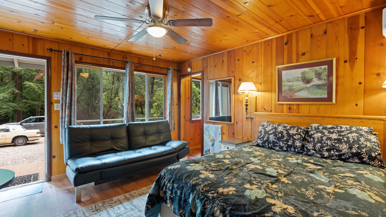 Photo of Bedroom in Boulder Creek