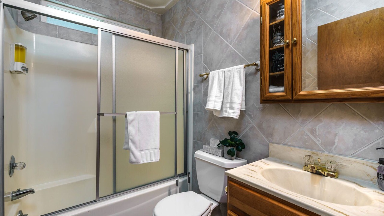 Photo of Bathroom in Twain Harte