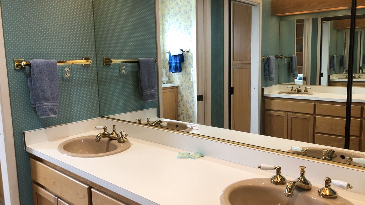 Photo of Bathroom in Park Hill