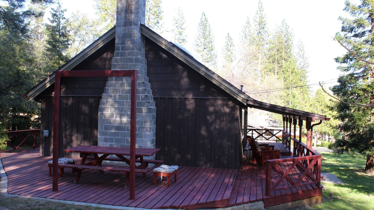 Photo of Outdoor in Oakhurst