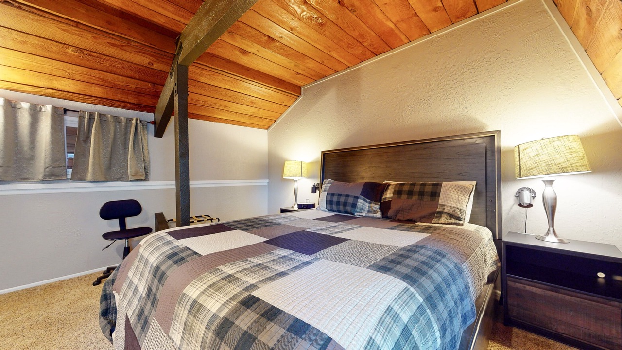 Photo of Bedroom in Majestic Pines