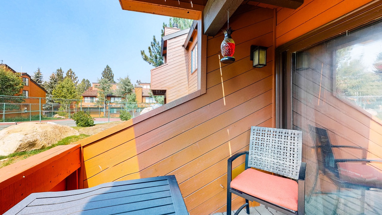Photo of Patio Balcony in Mammoth Lakes