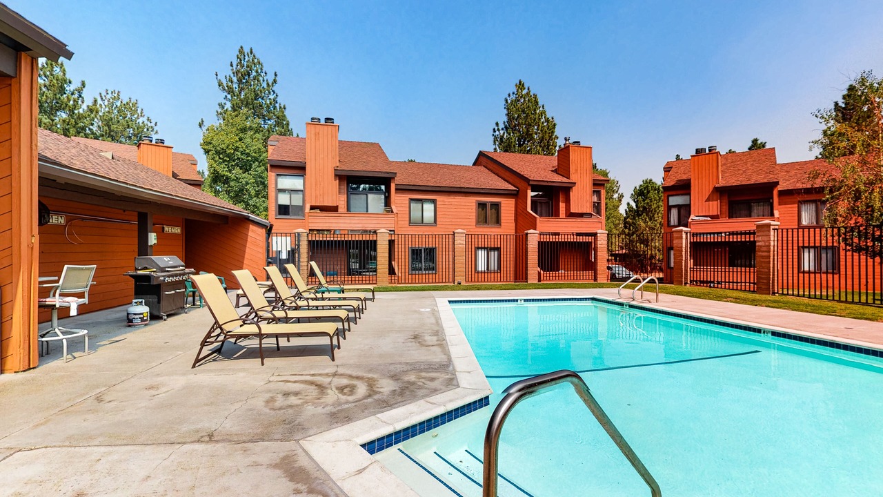 Photo of Outdoor in Mammoth Lakes
