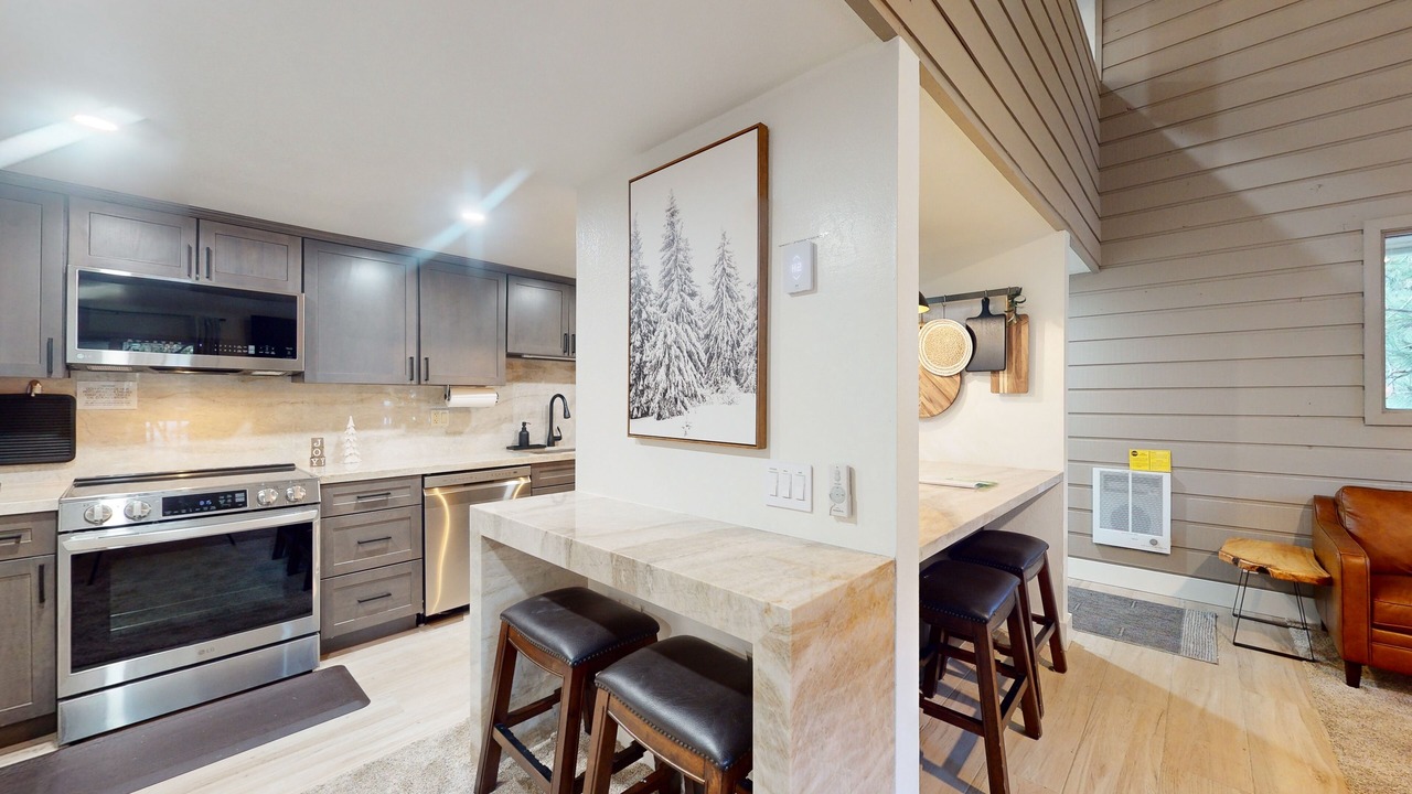 Photo of Kitchen in Mammoth Lakes
