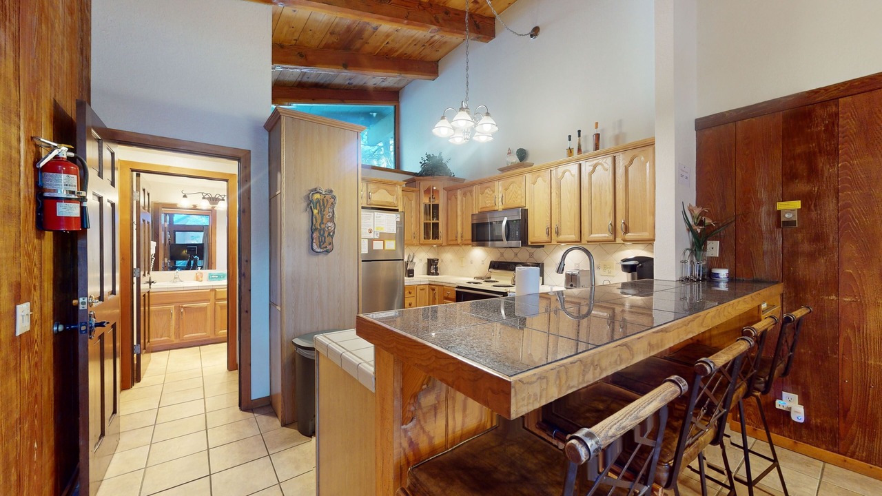 Photo of Kitchen in Mammoth Lakes