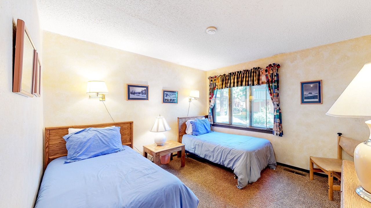 Photo of Bedroom in Mammoth Lakes
