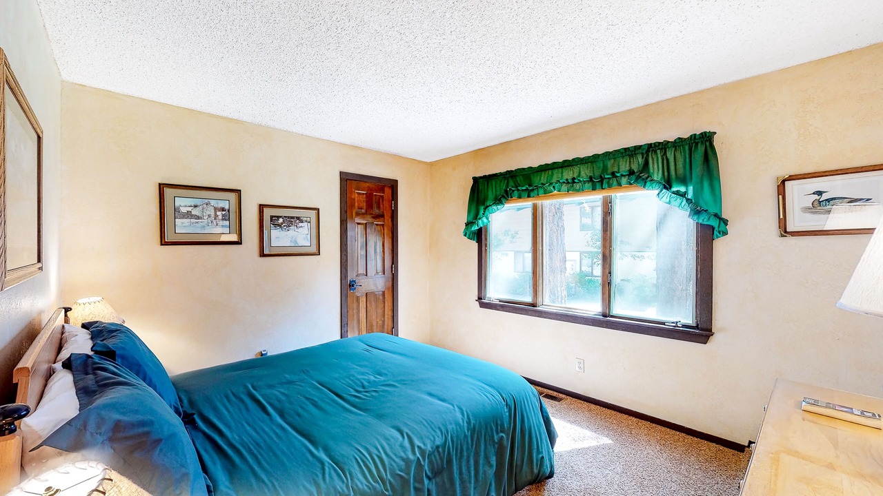 Photo of Bedroom in Mammoth Lakes