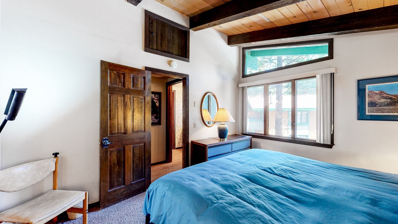 Photo of Bedroom in Mammoth Lakes
