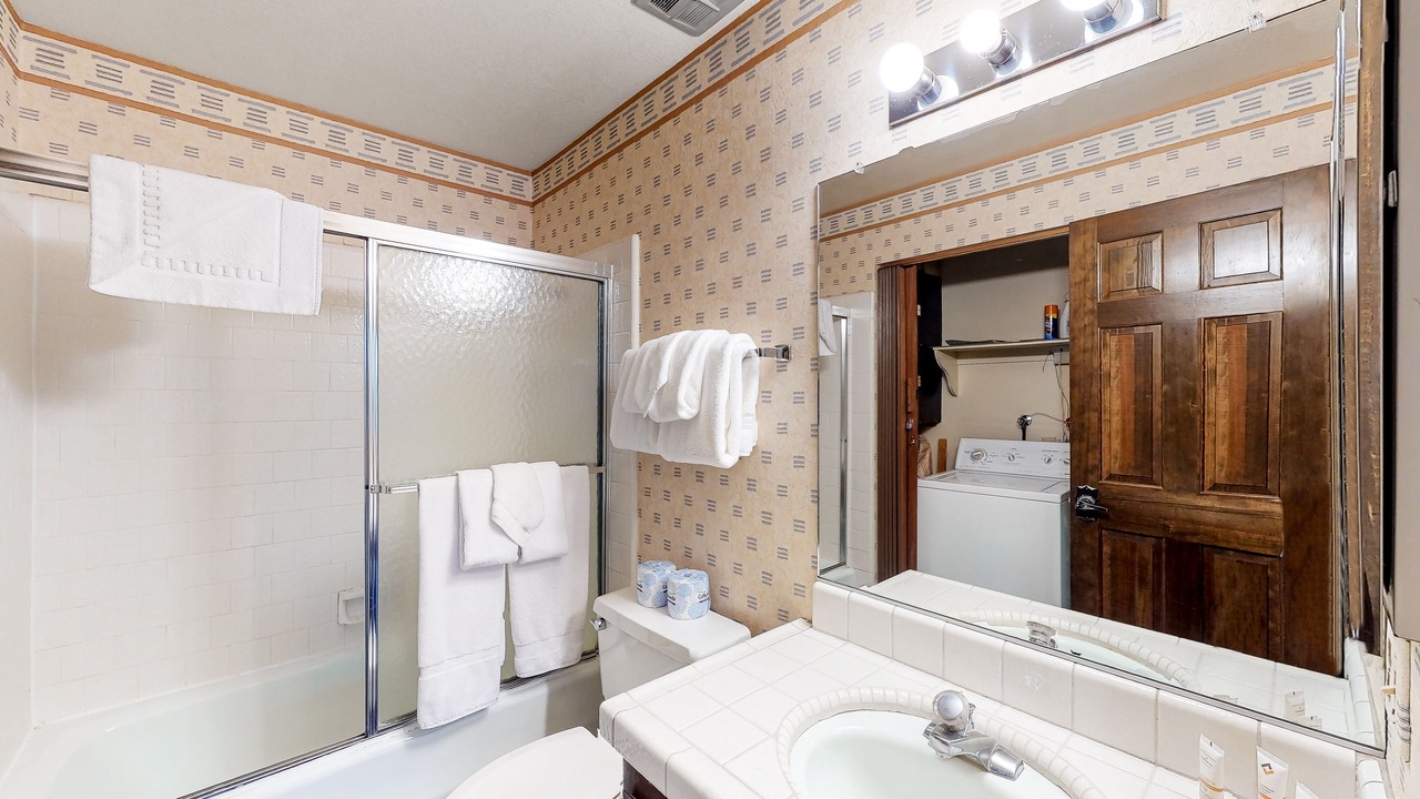 Photo of Bathroom in Mammoth Lakes