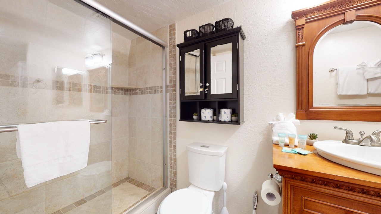 Photo of Bathroom in Majestic Pines