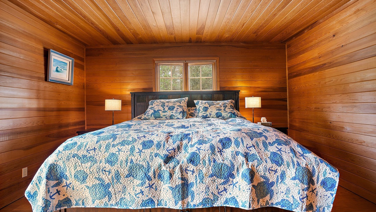 Photo of Bedroom in Marine Terrace