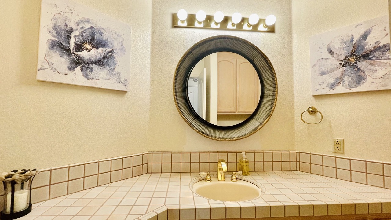 Photo of Bathroom in Discovery Bay