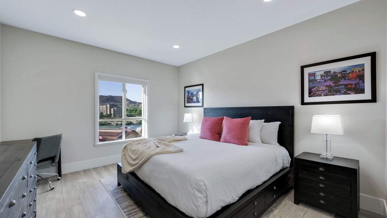 Photo of Bedroom in Lake Las Vegas