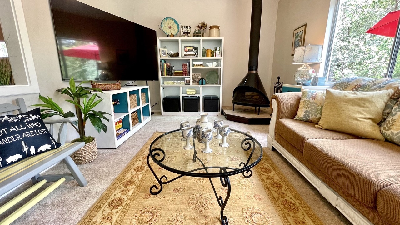 Photo of Livingroom in Three Rivers
