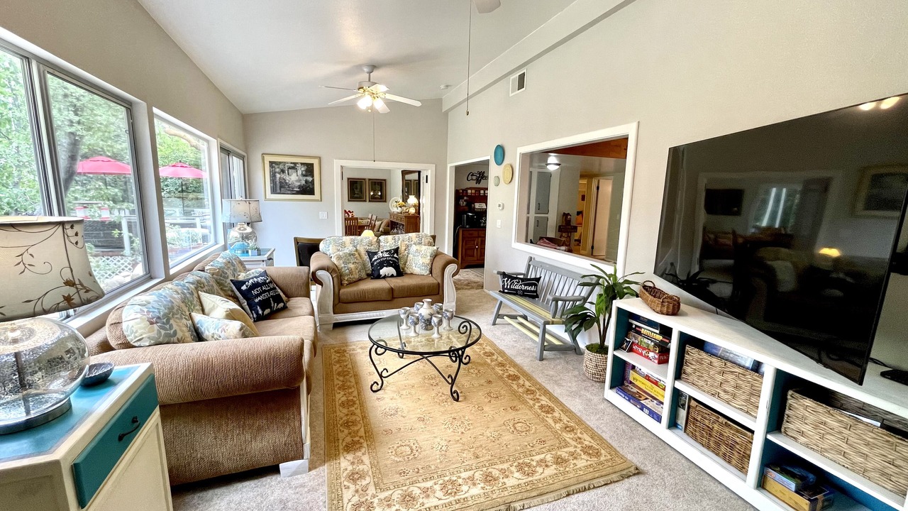 Photo of Livingroom in Three Rivers