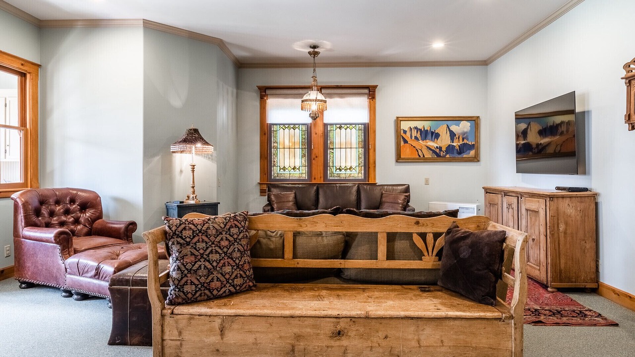 Photo of Livingroom in Bishop