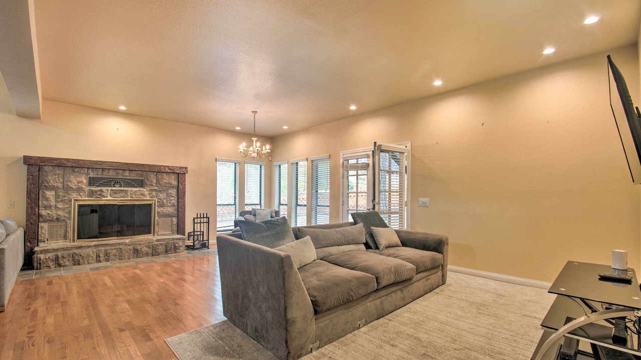 Photo of Bedroom in Pine Mountain Club
