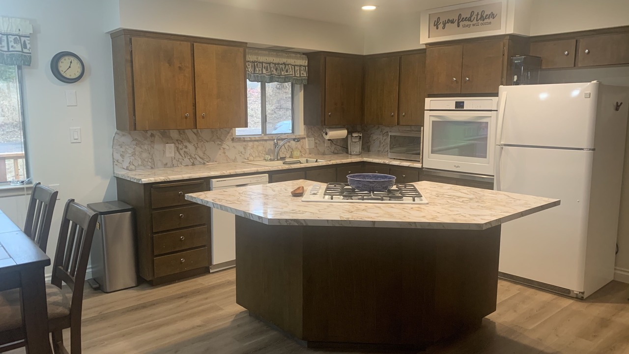 Photo of Kitchen in Sierra Cedars