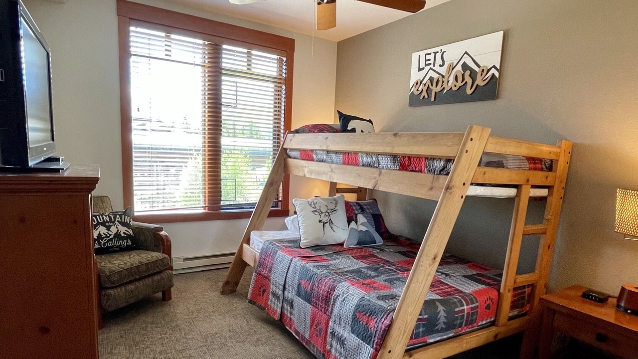 Photo of Bedroom in Mammoth Lakes