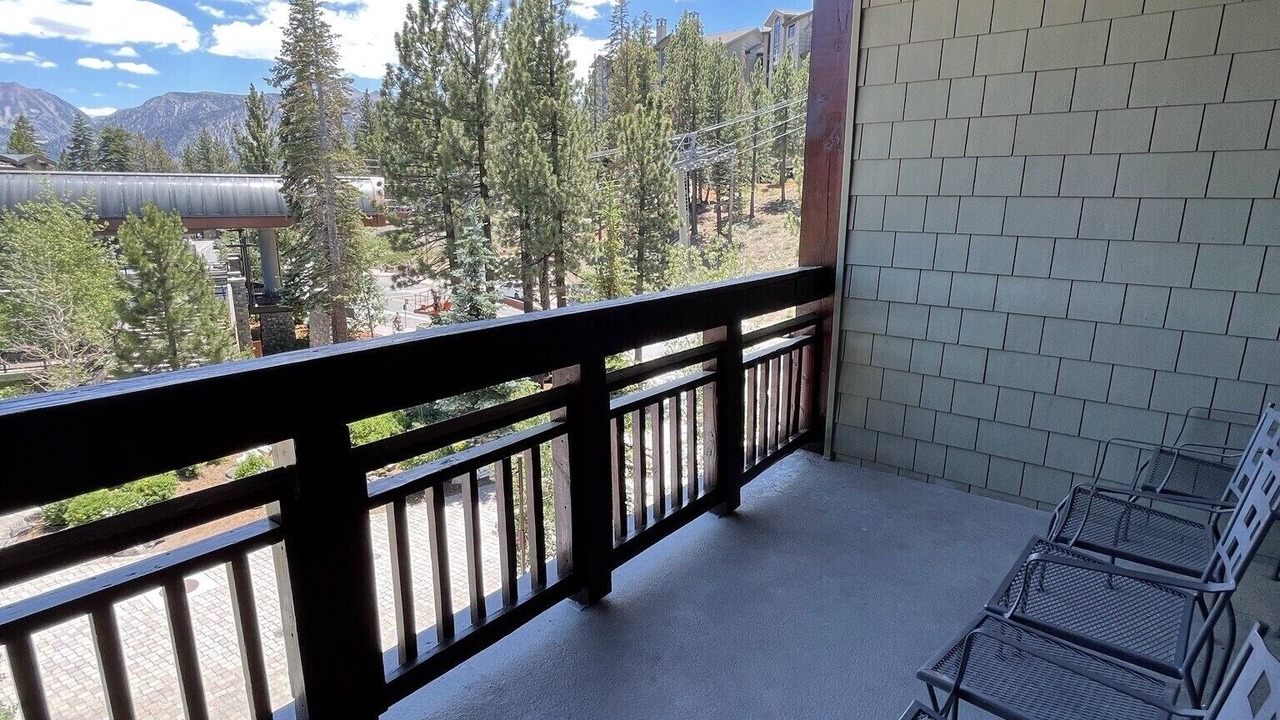 Photo of Outdoor in Mammoth Lakes