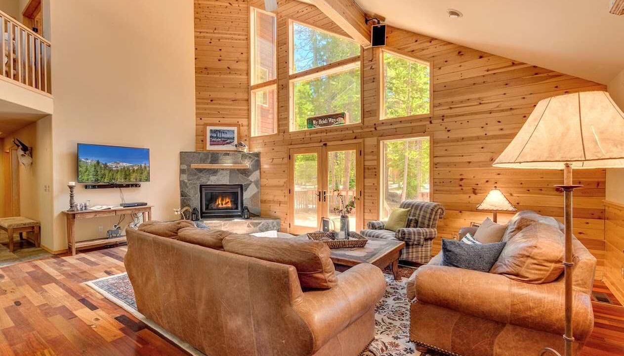 Photo of Livingroom in Truckee