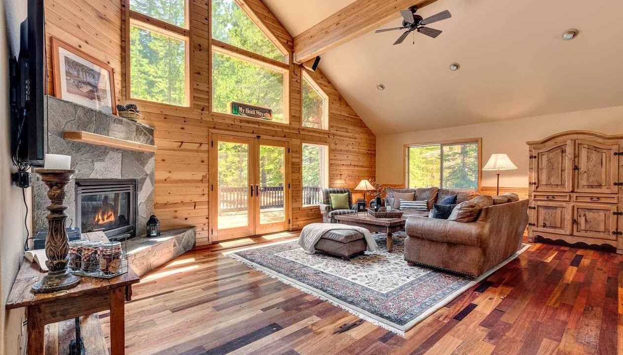 Photo of Livingroom in Truckee