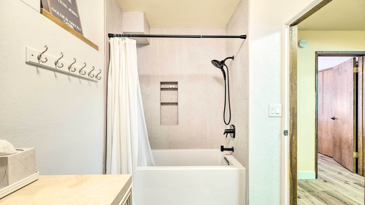 Photo of Bathroom in Groveland
