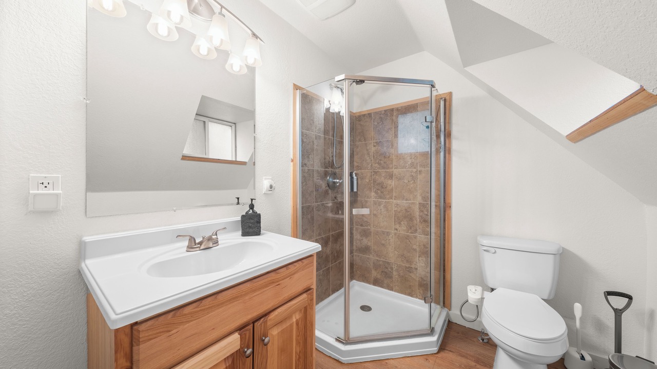 Photo of Bathroom in Tahoma