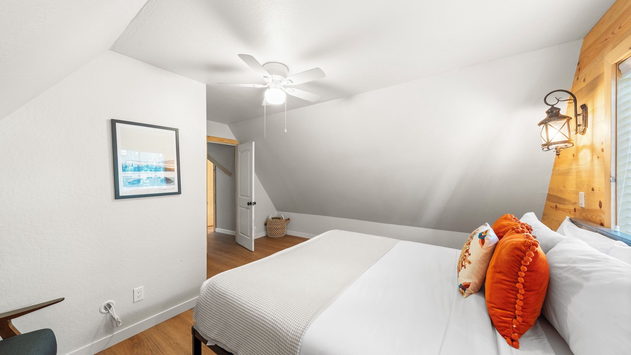 Photo of Bedroom in Tahoma