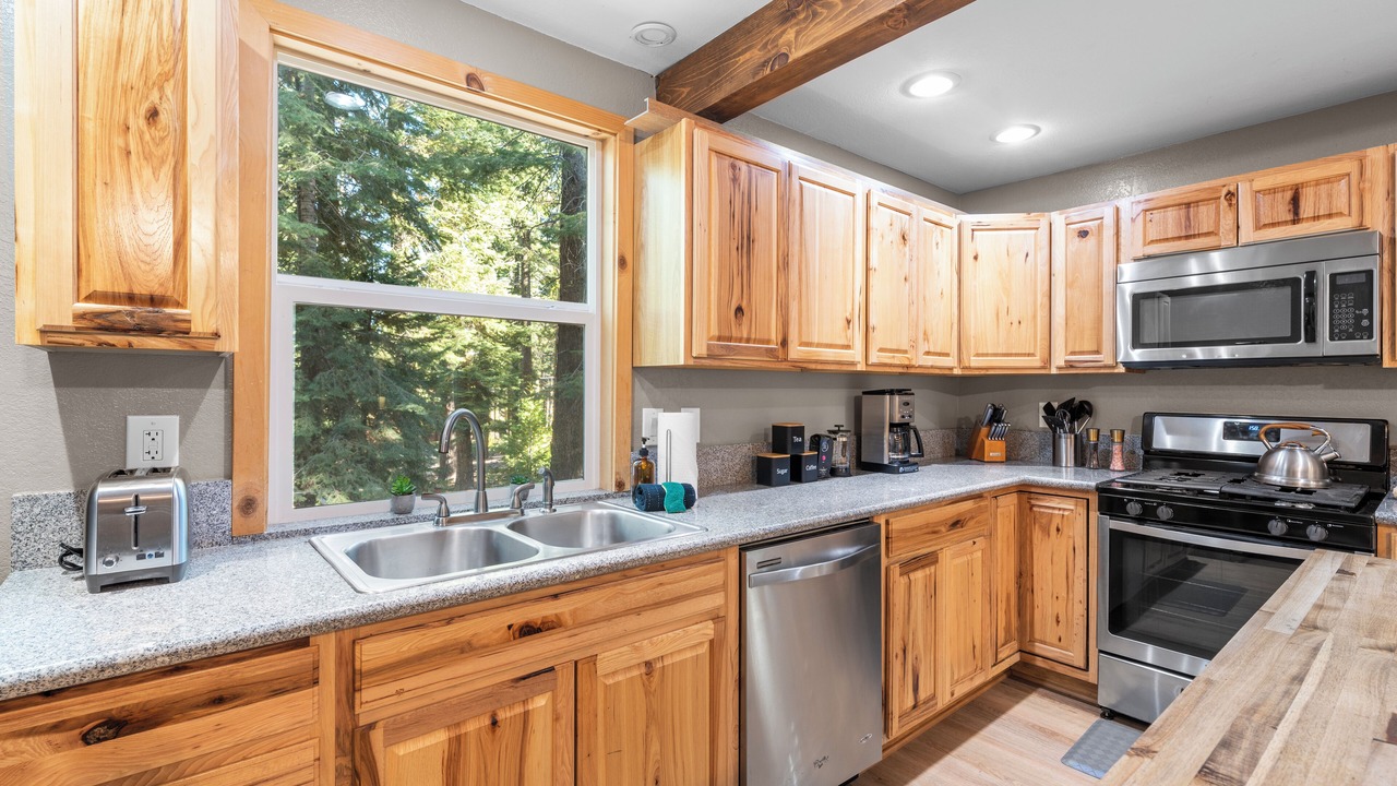 Photo of Kitchen in Tahoma