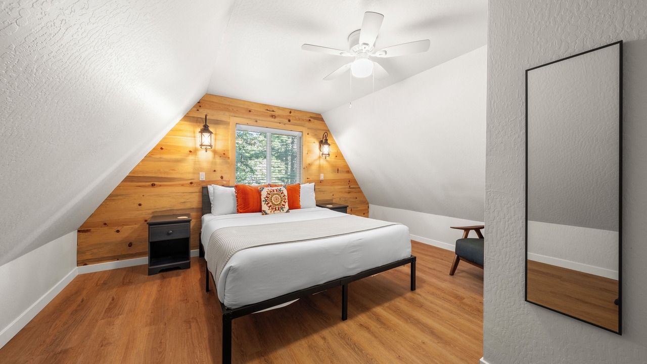 Photo of Bedroom in Tahoma