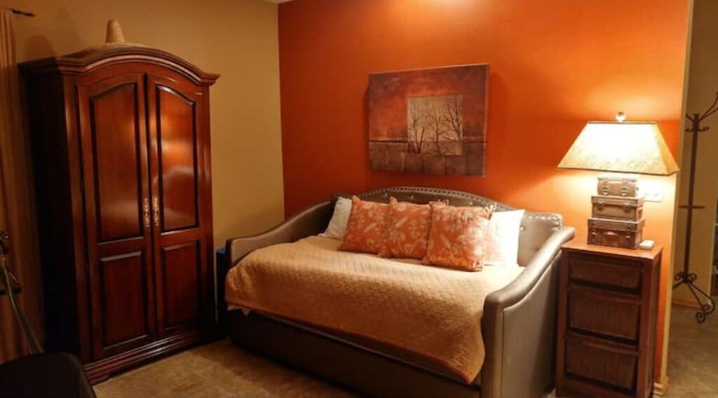 Photo of Bedroom in Lone Pine