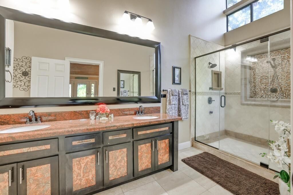 Photo of Bathroom in Shaver Lake