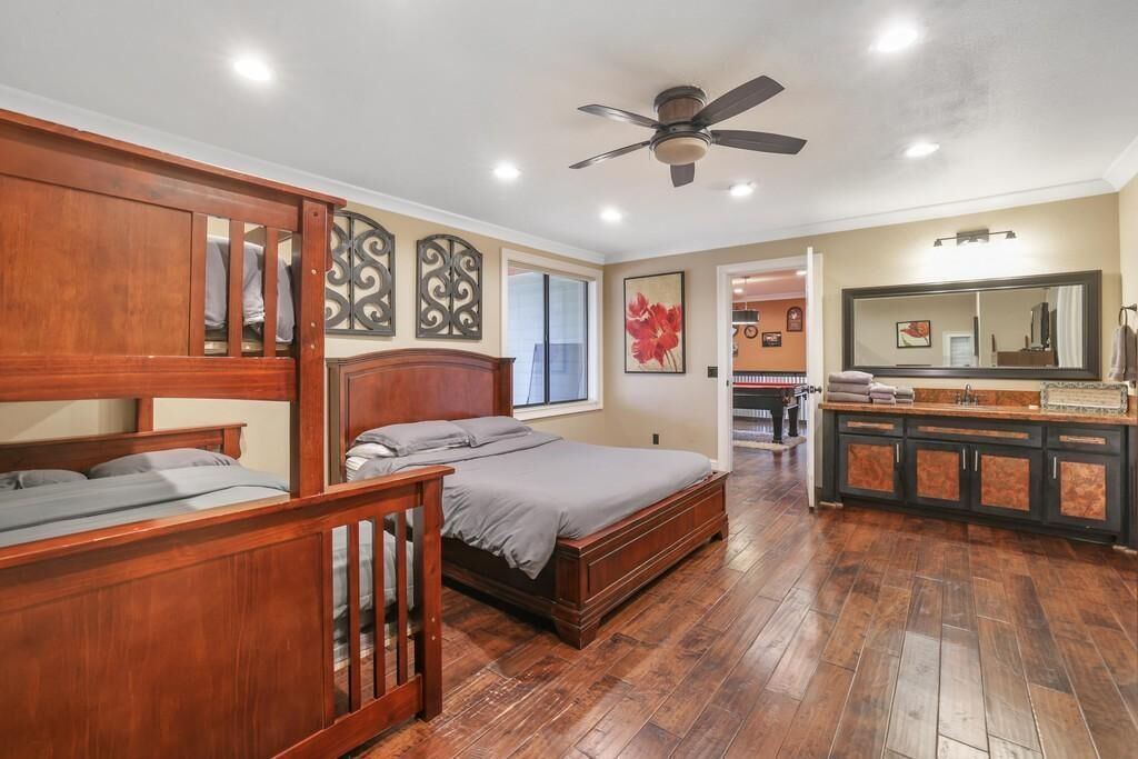 Photo of Bedroom in Shaver Lake