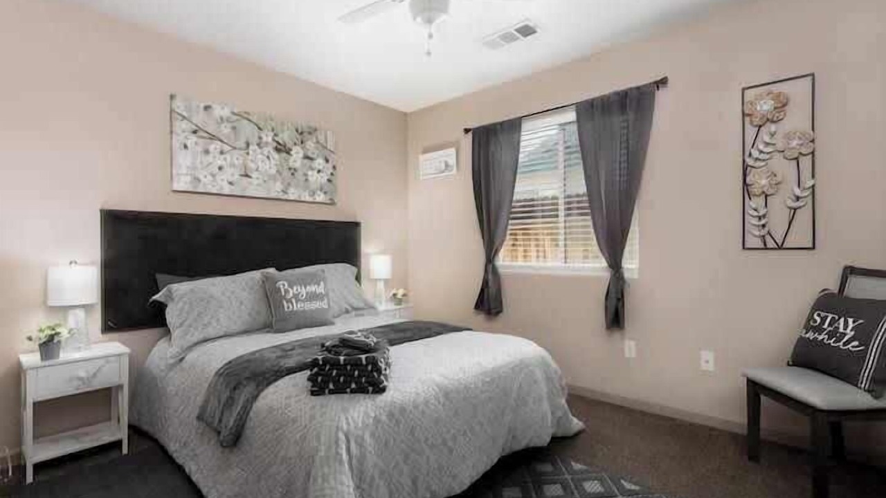 Photo of Bedroom in Greenacres