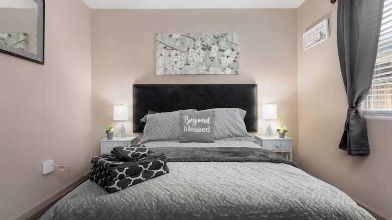 Photo of Bedroom in Greenacres