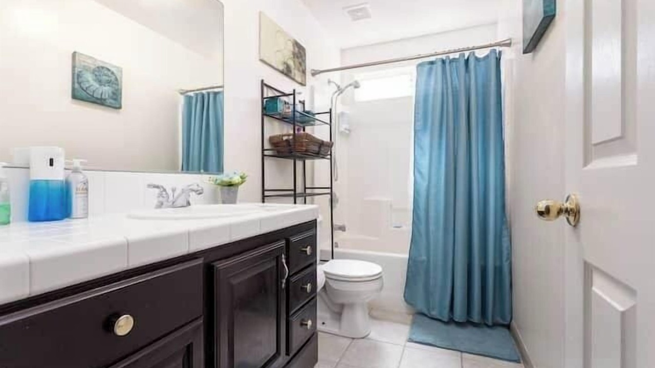 Photo of Bathroom in Greenacres