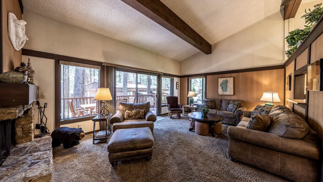 Photo of Livingroom in Zephyr Cove