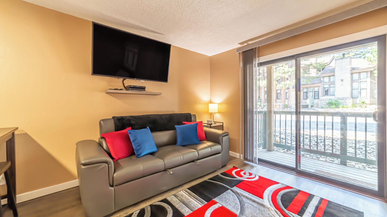 Photo of Livingroom in Mammoth Lakes