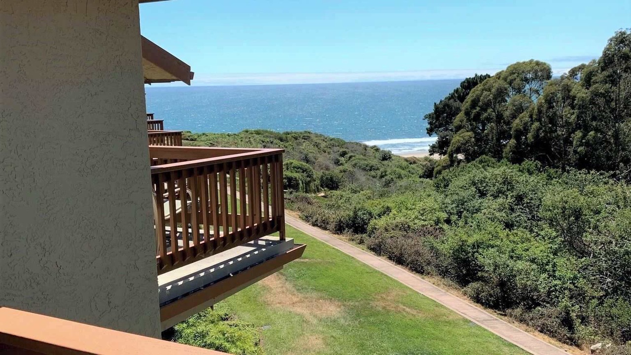 Photo of Patio Balcony in Rio del Mar