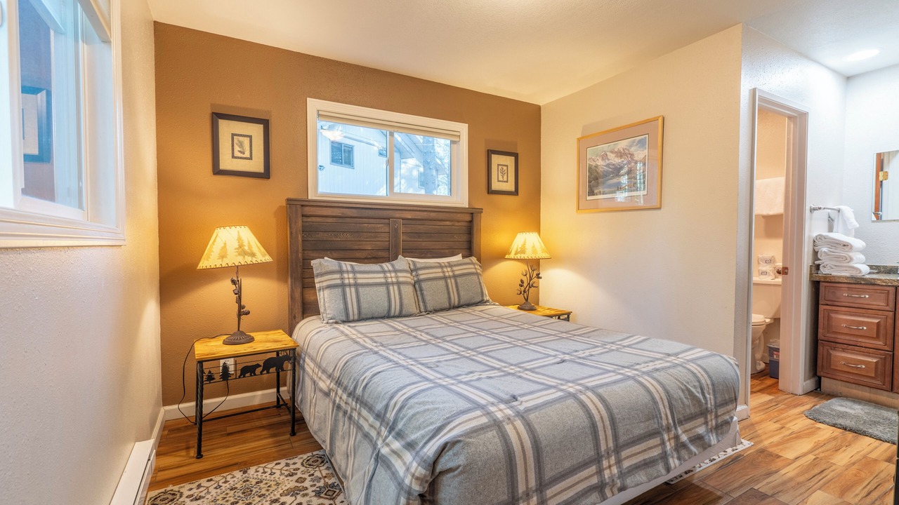 Photo of Bedroom in June Lake