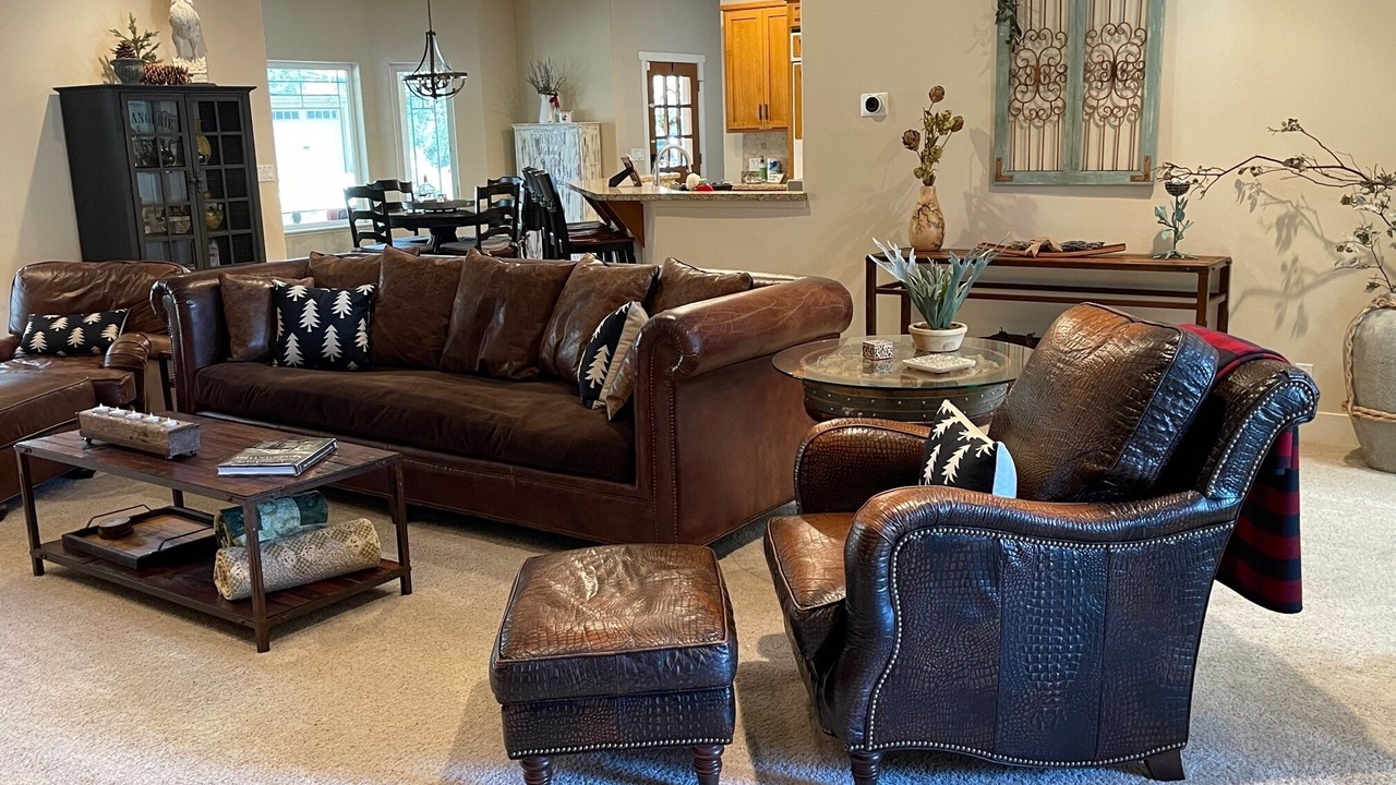 Photo of Livingroom in Oakhurst