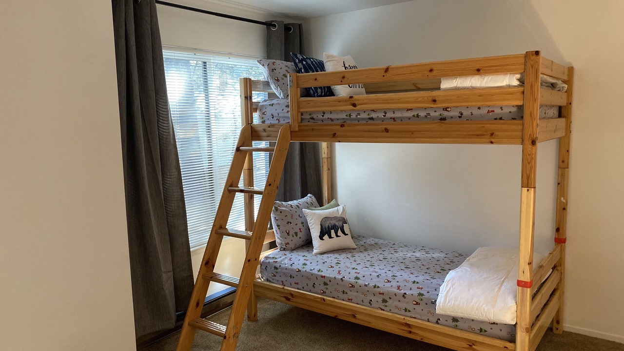 Photo of Bedroom in Mammoth Lakes