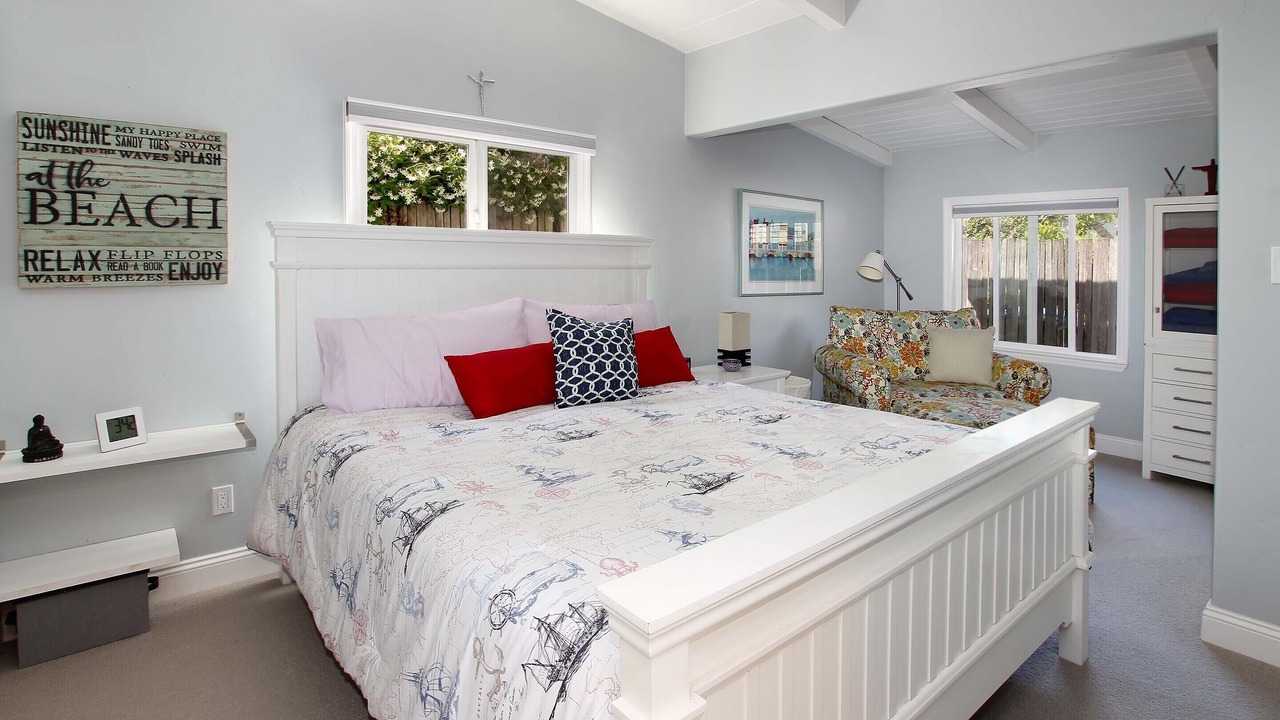 Photo of Bedroom in Eastside Santa Cruz