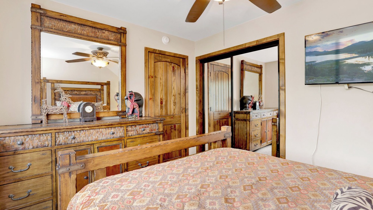 Photo of Bedroom in Big Bear Lake