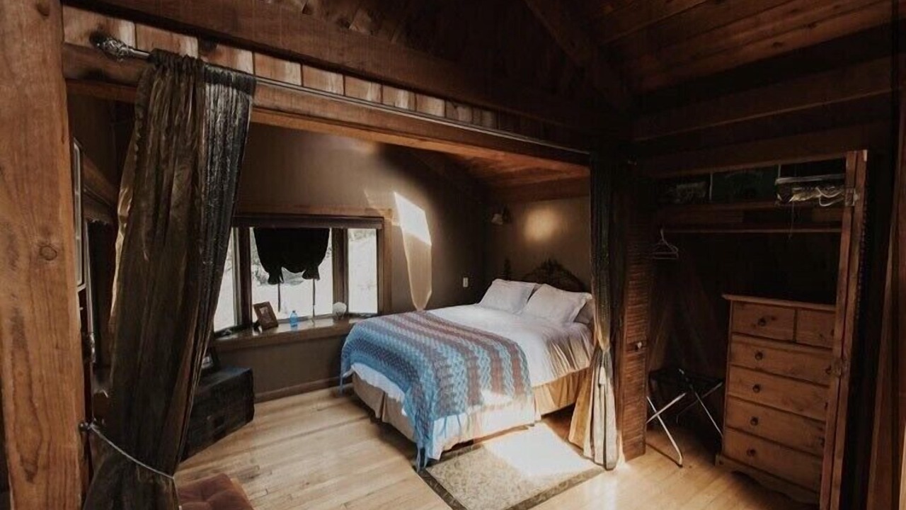 Photo of Bedroom in Cazadero